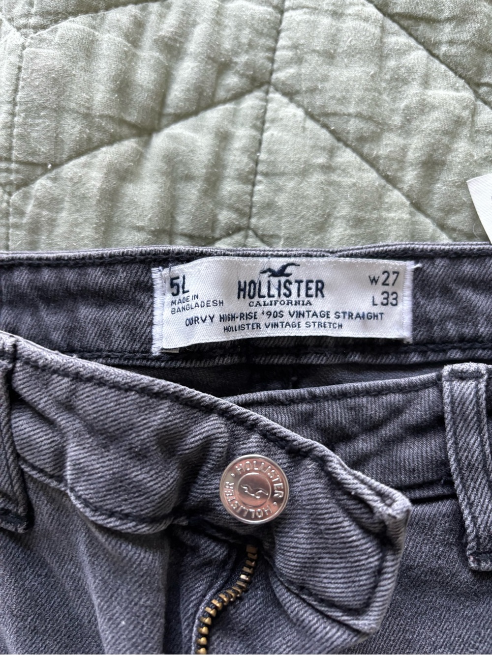 Hollister Gray Curvy High-Rise Straight Jeans